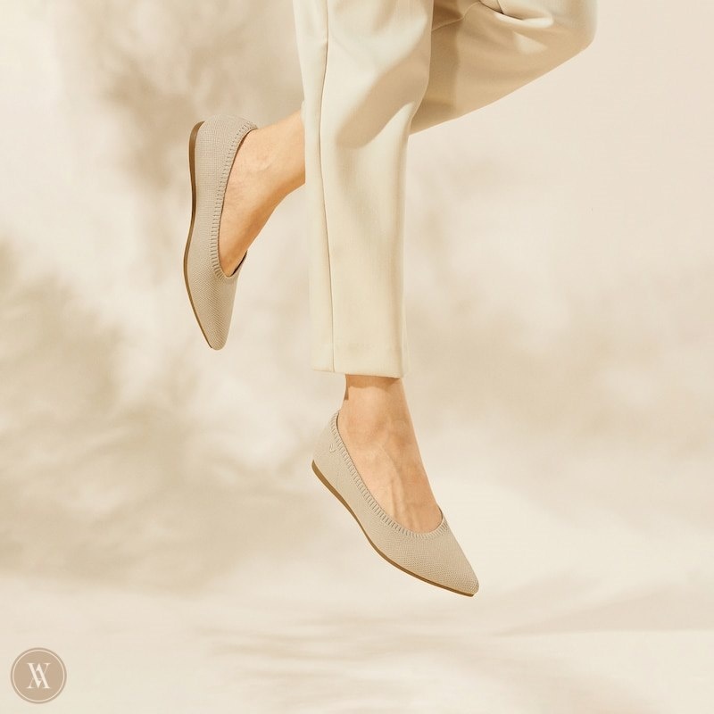 VIVAIA Aria 5° Pointed-Toe Ballerinas Dames Almond | GVE-8923