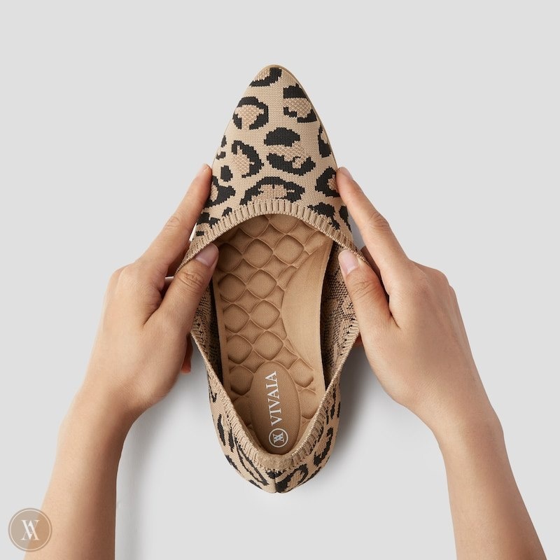 VIVAIA Aria CloudWalker Lightweight Pointed-Ballerinas Dames Donkerleopard | CRB-7706